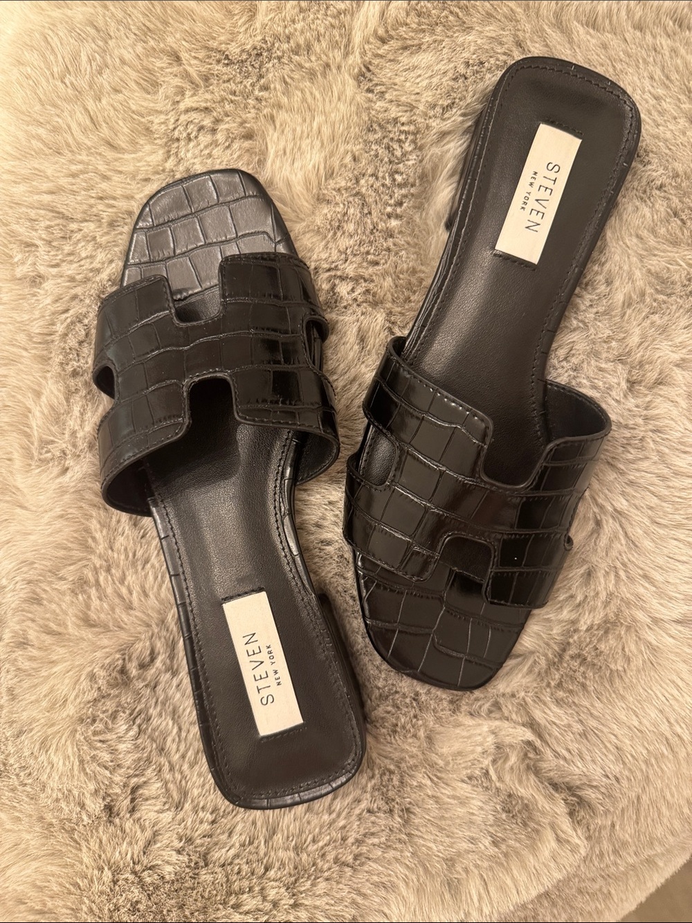 Steven by Steve Madden Black Croc-Embossed Slide Mules..Hanna